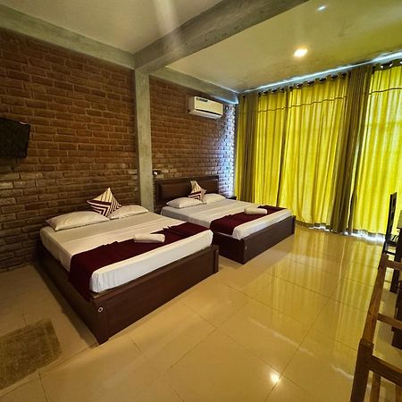 Ciel Star Anuradhapura Exterior foto