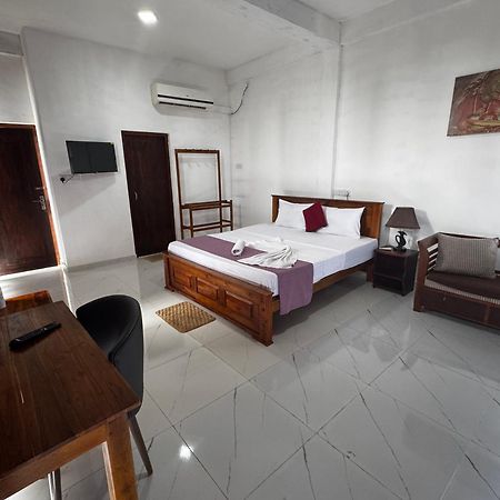 Ciel Star Anuradhapura Exterior foto
