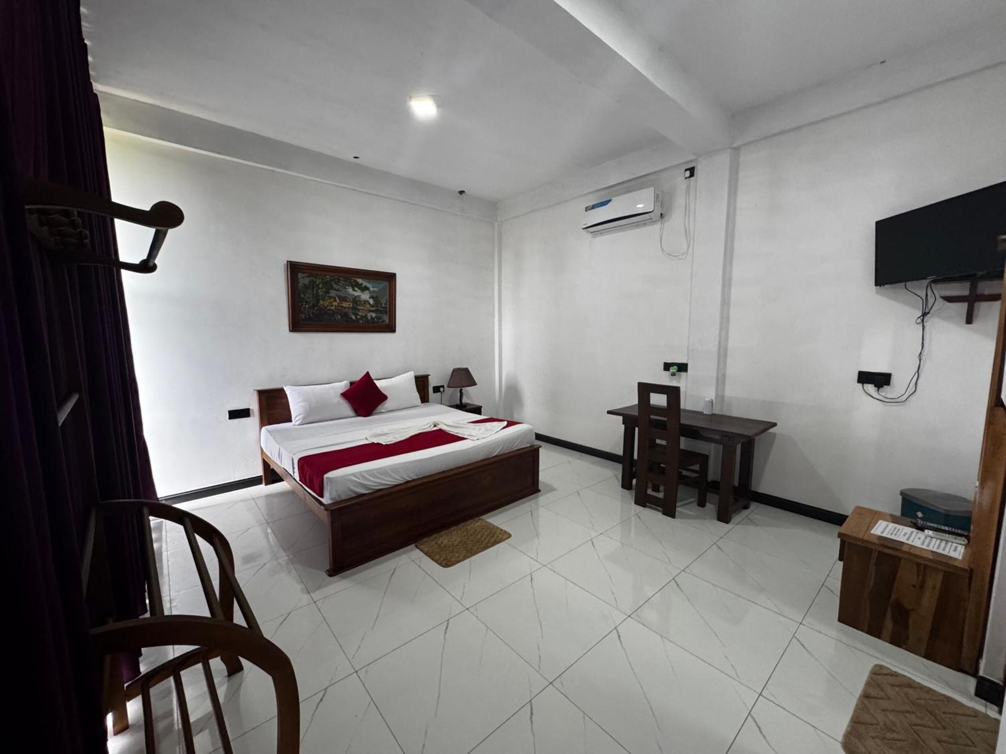 Ciel Star Anuradhapura Exterior foto