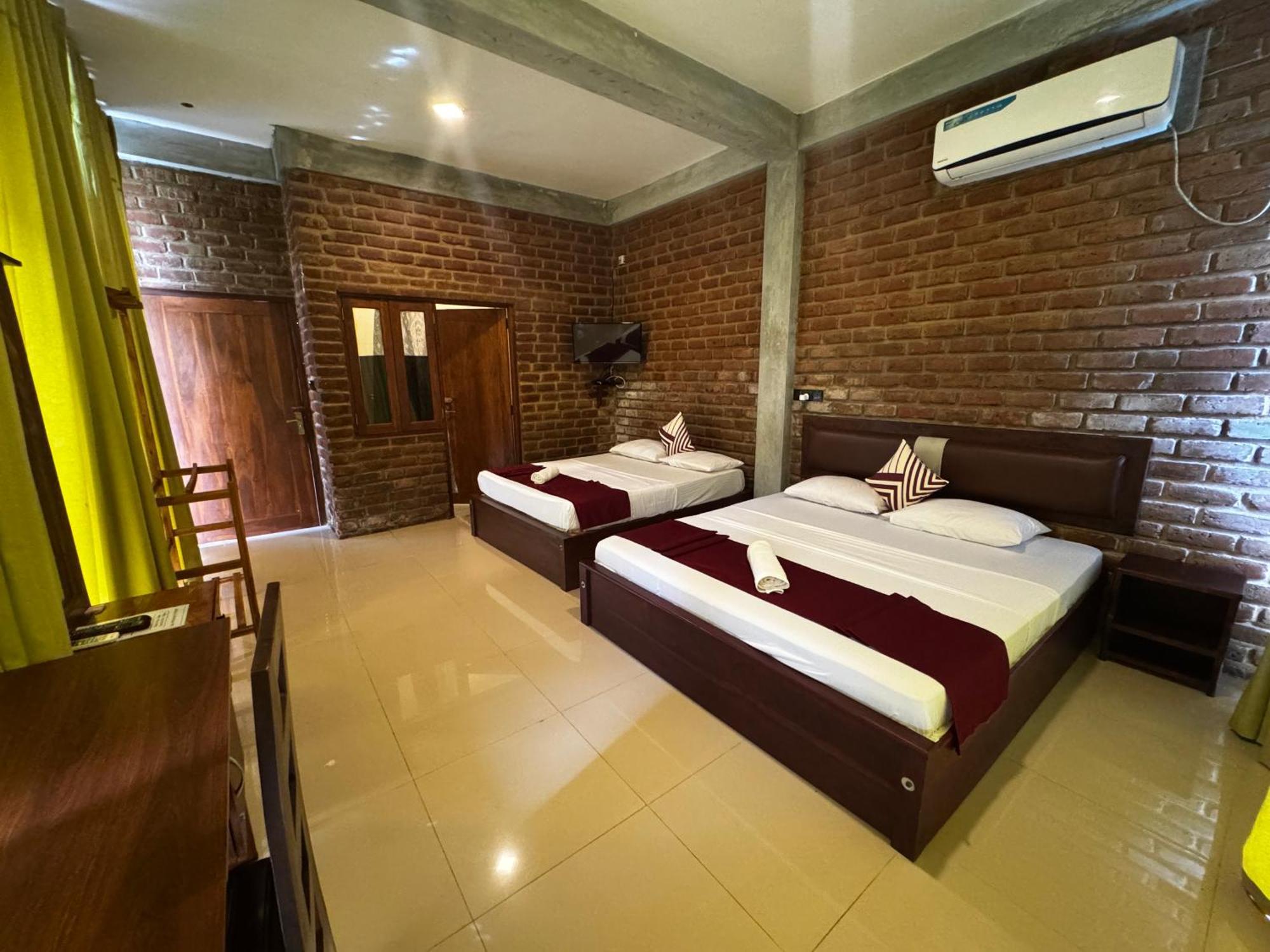 Ciel Star Anuradhapura Exterior foto